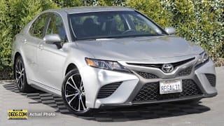 2018 Toyota Camry 4T1B11HK6JU626661 2018 Toyota Camry