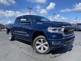 2019 Ram Pickup 1500 1C6SRFHT9KN572939 2019 Ram Pickup 1500