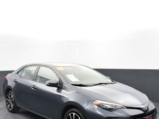 2018 Toyota Corolla LE 2T1BURHE5JC088228 2018 Toyota Corolla LE