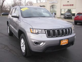 2018 Jeep Grand Cherokee Laredo 1C4RJFAG5JC257156 2018 Jeep Grand Cherokee Laredo