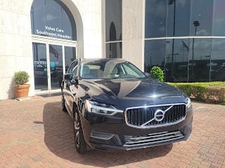 2018 Volvo XC60 T5 Momentum LYV102RK2JB113554 2018 Volvo XC60 T5 Momentum