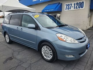2010 Toyota Sienna 5TDYK4CC8AS305772 2010 Toyota Sienna