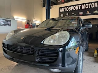 2005 Porsche Cayenne S WP1AB29P45LA64296 2005 Porsche Cayenne S