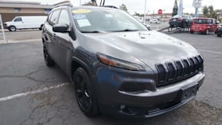 2018 Jeep Cherokee 1C4PJLCB4JD556901 2018 Jeep Cherokee