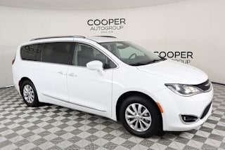 2019 Chrysler Pacifica Touring L 2C4RC1BG1KR678862 2019 Chrysler Pacifica Touring L