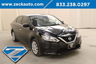 2017 Nissan Sentra S 3N1AB7AP2HY330326 2017 Nissan Sentra S