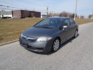 2010 Honda Civic LX 2HGFA1F50AH329053 2010 Honda Civic LX