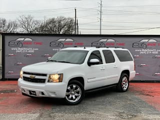 2011 Chevrolet Suburban 1GNSCJE09BR394070 2011 Chevrolet Suburban