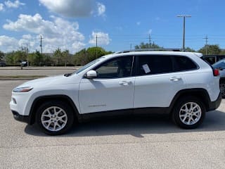 2016 Jeep Cherokee Latitude 1C4PJLCB8GW273771 2016 Jeep Cherokee Latitude