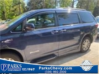 2020 Toyota Sienna XLE Premium 8-Passenger 5TDYZ3DC2LS049667 2020 Toyota Sienna XLE Premium 8-Passenger
