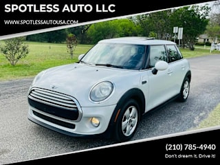2015 MINI Hardtop 4 Door WMWXS5C5XFT830034 2015 MINI Hardtop 4 Door