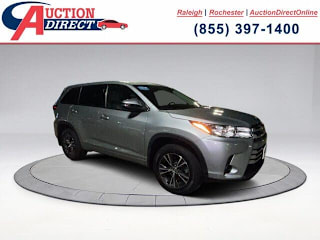 2018 Toyota Highlander LE 5TDBZRFH6JS867417 2018 Toyota Highlander LE