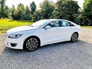 2020 Lincoln MKZ Hybrid Reserve 3LN6L5LU5LR606410 2020 Lincoln MKZ Hybrid Reserve