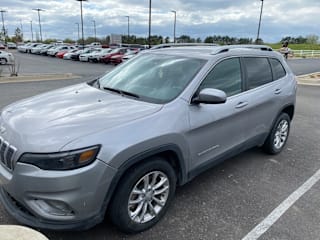 2019 Jeep Cherokee Latitude 1C4PJLCB7KD221004 2019 Jeep Cherokee Latitude