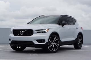 2021 Volvo XC40 T5 R-Design YV4162UM8M2563168 2021 Volvo XC40 T5 R-Design