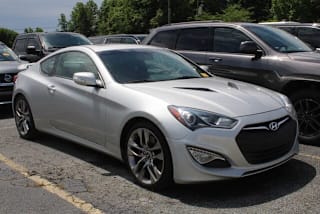 2013 Hyundai Genesis Coupe 3.8 Track KMHHU6KJ9DU100950 2013 Hyundai Genesis Coupe 3.8 Track