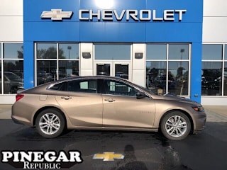 2018 Chevrolet Malibu LT 1G1ZD5ST5JF240913 2018 Chevrolet Malibu LT