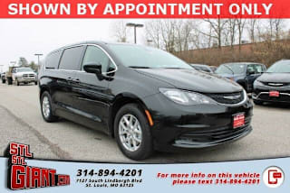 2020 Chrysler Voyager LX 2C4RC1CG1LR141747 2020 Chrysler Voyager LX