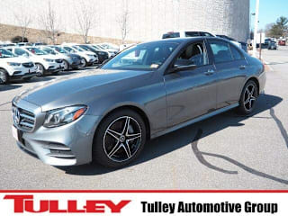 2018 Mercedes-Benz E-Class E 300 4MATIC WDDZF4KB8JA393646 2018 Mercedes-Benz E-Class E 300 4MATIC