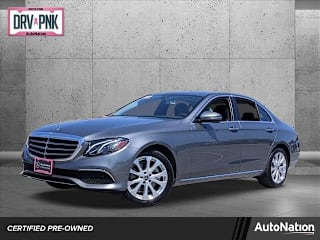 2018 Mercedes-Benz E-Class E 300 WDDZF4JB8JA292902 2018 Mercedes-Benz E-Class E 300
