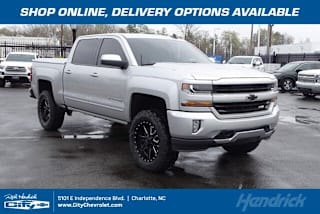 2018 Chevrolet Silverado 1500 3GCUKREC2JG622034 2018 Chevrolet Silverado 1500