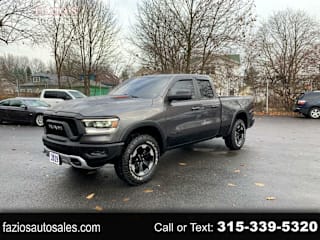 2019 Ram Pickup 1500 1C6SRFET0KN865780 2019 Ram Pickup 1500