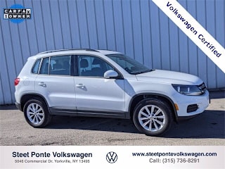 2017 Volkswagen Tiguan 2.0T Limited S 4Motion WVGBV7AXXHK049359 2017 Volkswagen Tiguan 2.0T Limited S 4Motion