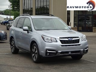 2018 Subaru Forester 2.5i Premium JF2SJAGC7JH440586 2018 Subaru Forester 2.5i Premium