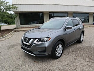 2018 Nissan Rogue SV KNMAT2MV4JP561095 2018 Nissan Rogue SV