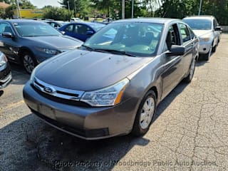 2010 Ford Focus S 1FAHP3EN1AW147016 2010 Ford Focus S