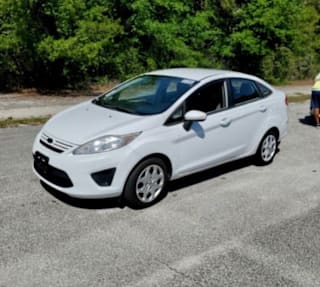 2013 Ford Fiesta 3FADP4AJ9DM224033 2013 Ford Fiesta