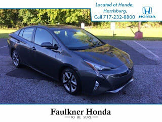 2018 Toyota Prius Four JTDKARFU4J3054633 2018 Toyota Prius Four