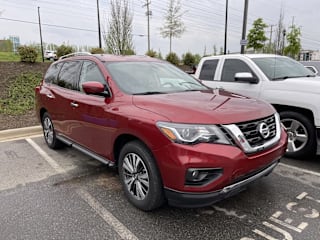 2017 Nissan Pathfinder 5N1DR2MM9HC685718 2017 Nissan Pathfinder