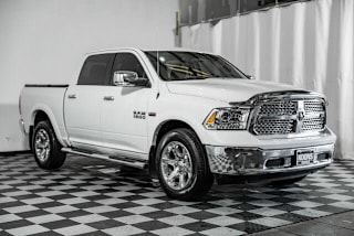 2017 Ram Pickup 1500 1C6RR7NT7HS526254 2017 Ram Pickup 1500