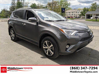 2018 Toyota RAV4 XLE JTMRFREV2JJ740708 2018 Toyota RAV4 XLE
