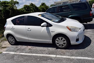 2012 Toyota Prius c Two JTDKDTB33C1009750 2012 Toyota Prius c Two