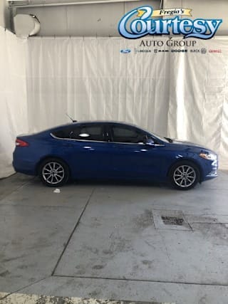 2017 Ford Fusion SE 3FA6P0H70HR170285 2017 Ford Fusion SE