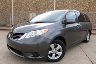 2013 Toyota Sienna LE 8-Passenger 5TDKK3DC3DS318285 2013 Toyota Sienna LE 8-Passenger