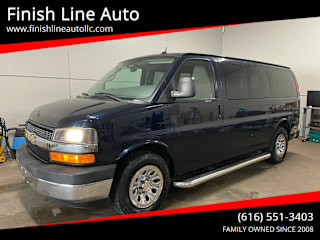 2012 Chevrolet Express Passenger 1GNSGCF40C1154889 2012 Chevrolet Express Passenger