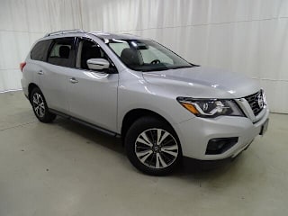 2017 Nissan Pathfinder S 5N1DR2MM6HC905574 2017 Nissan Pathfinder S