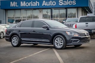 2017 Volkswagen Passat 1VWAT7A39HC016864 2017 Volkswagen Passat