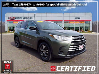 2018 Toyota Highlander LE 5TDBZRFH6JS890874 2018 Toyota Highlander LE