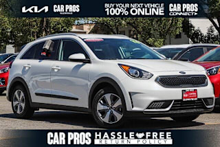 2019 Kia Niro LX KNDCB3LC5K5225065 2019 Kia Niro LX