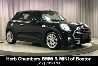2018 MINI Convertible Cooper S WMWWG9C54J3E38456 2018 MINI Convertible Cooper S