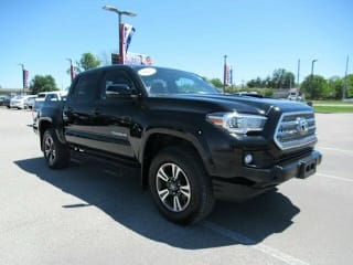 2017 Toyota Tacoma TRD Sport 3TMCZ5AN1HM062560 2017 Toyota Tacoma TRD Sport