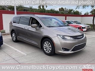 2017 Chrysler Pacifica Touring-L 2C4RC1BGXHR571043 2017 Chrysler Pacifica Touring-L