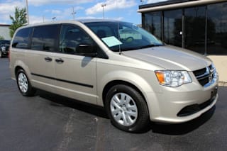 2016 Dodge Grand Caravan American Value Package 2C4RDGBG9GR117073 2016 Dodge Grand Caravan American Value Package