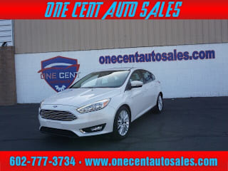 2017 Ford Focus Titanium 1FADP3N2XHL267722 2017 Ford Focus Titanium