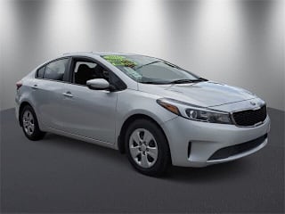 2018 Kia Forte LX 3KPFK4A76JE170069 2018 Kia Forte LX