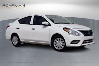 2019 Nissan Versa 3N1CN7AP3KL814946 2019 Nissan Versa